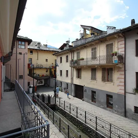 Appartamento Porta Praetoria - Affitti Brevi Italia