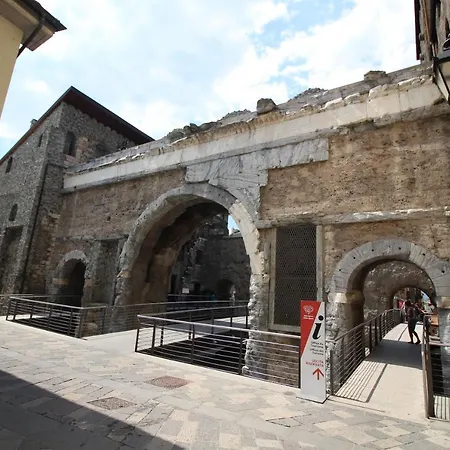 Porta Praetoria - Affitti Brevi Italia *